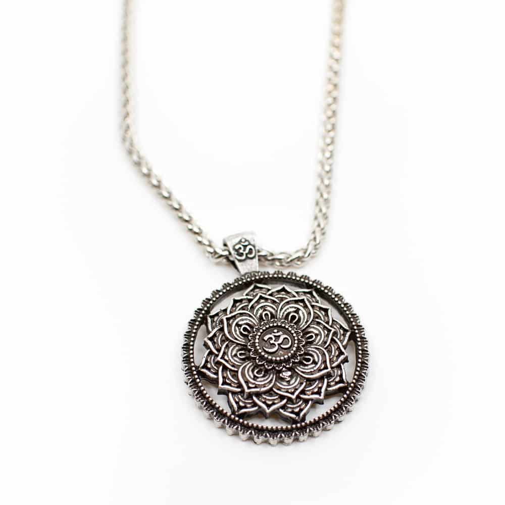Collar Mandala Tibetano OHM - Plateado
