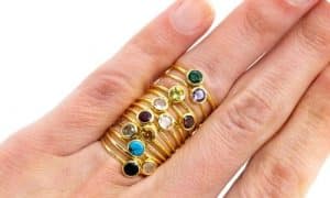 Anillo Piedra de Nacimiento