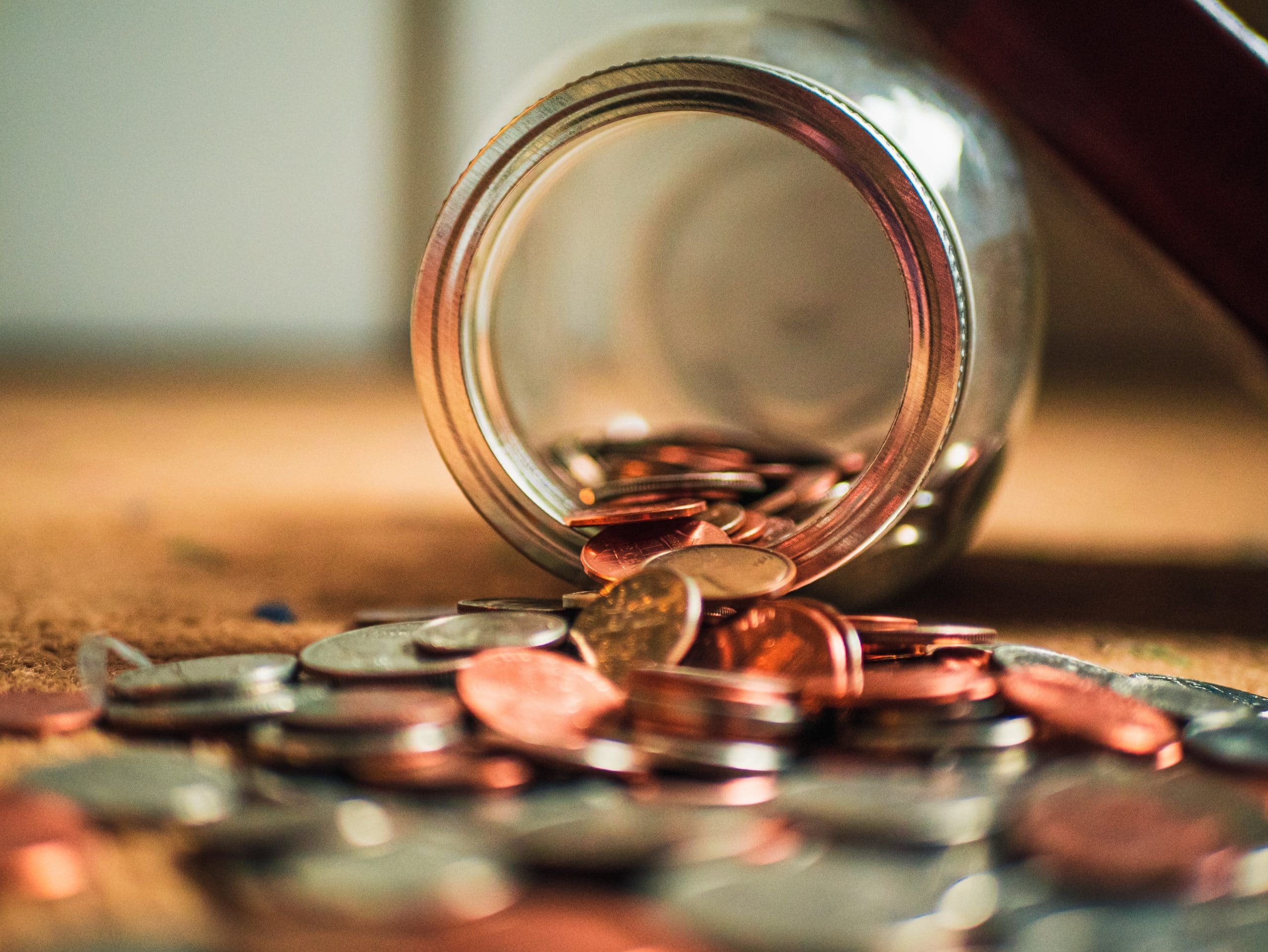tarro con monedas horóscopo tauro
