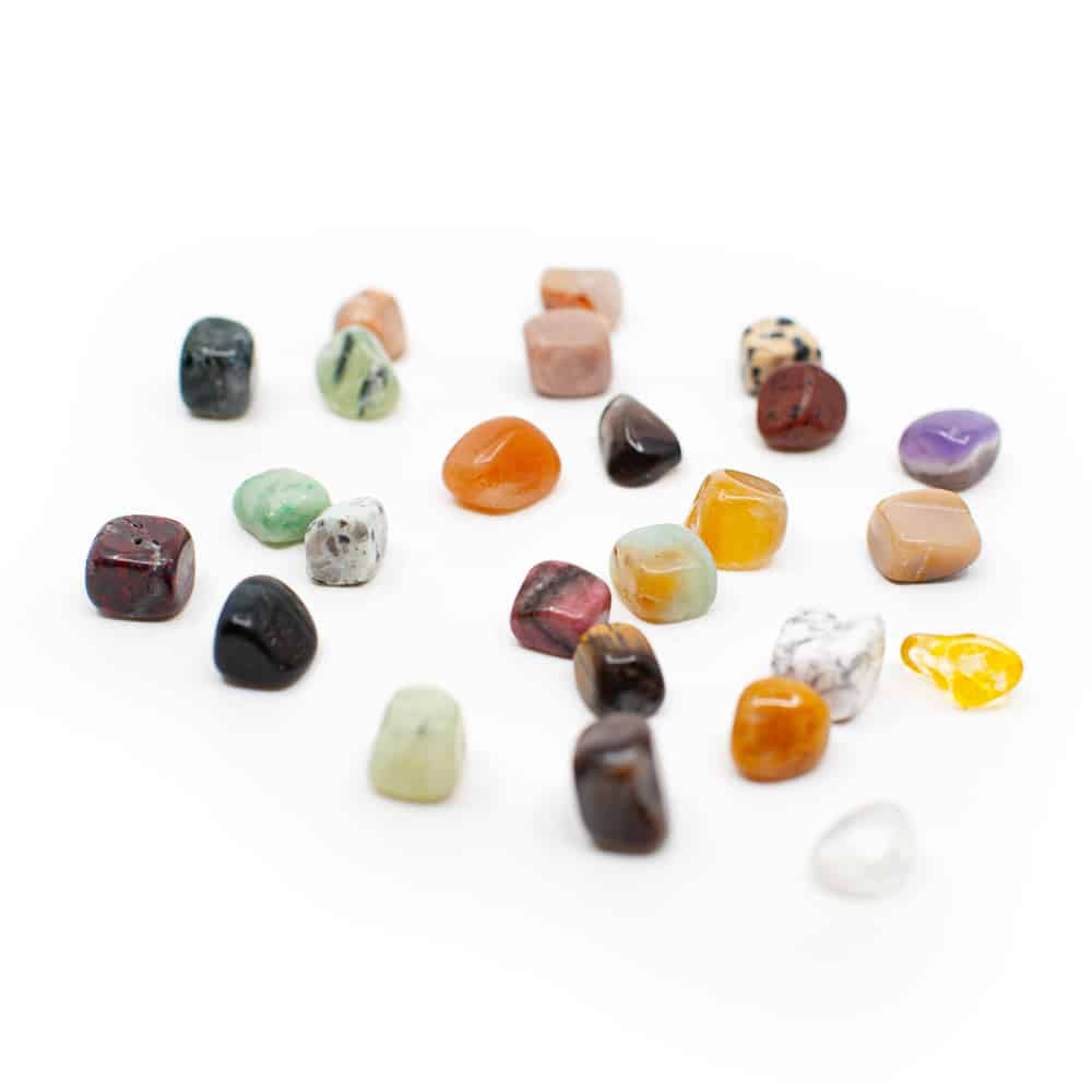 varias piedras preciosas pequeñas blog alta sensibilidad